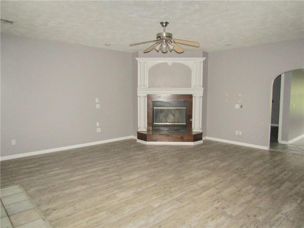 Spring Creek Meadows Ii Rogers - Residential