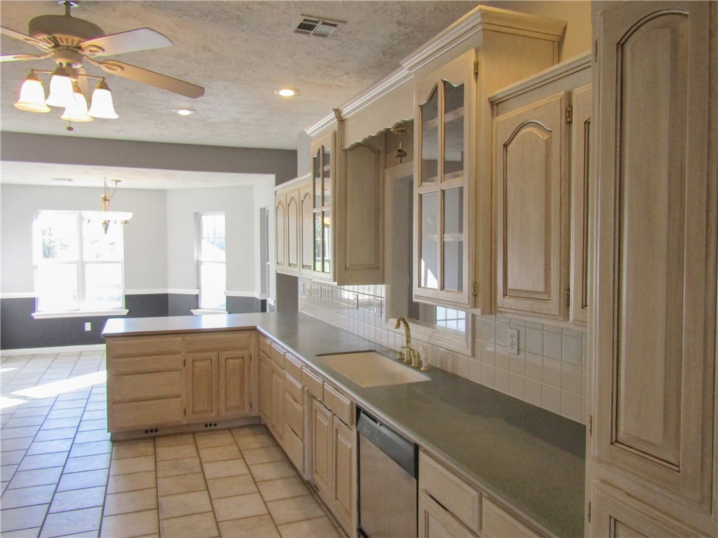 Spring Creek Meadows Ii Rogers - Residential