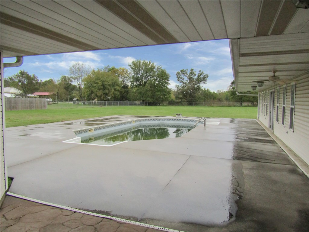 Spring Creek Meadows Ii Rogers - Residential