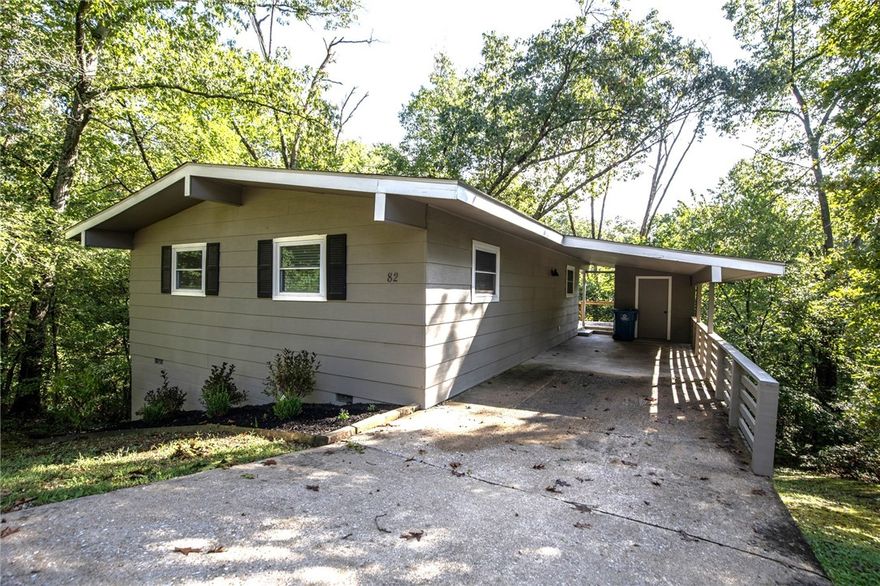 Beautifully remodeled home just minutes from Lake Ann in Bella Vista. This 2 bedroom 2 bath home features quartz counter with white tile back splash, white cabinets, and stainless appliances in the kitchen, wood style flooring throughout. Primary bedroom has large closet and bathroom features oversized walk in shower. Large deck off the living room with amazing view. Back 40 trail is only a mile away. Enjoy all that Bella Vista has to offer.