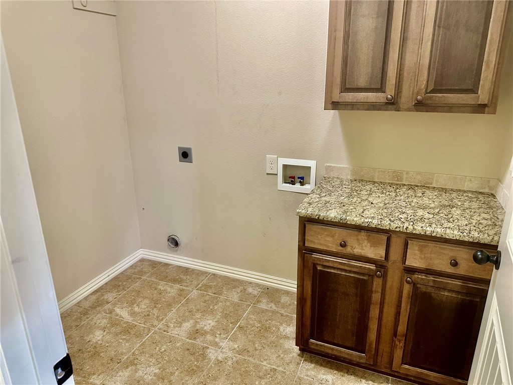 Biltmore Sub Rogers - Residential Lease