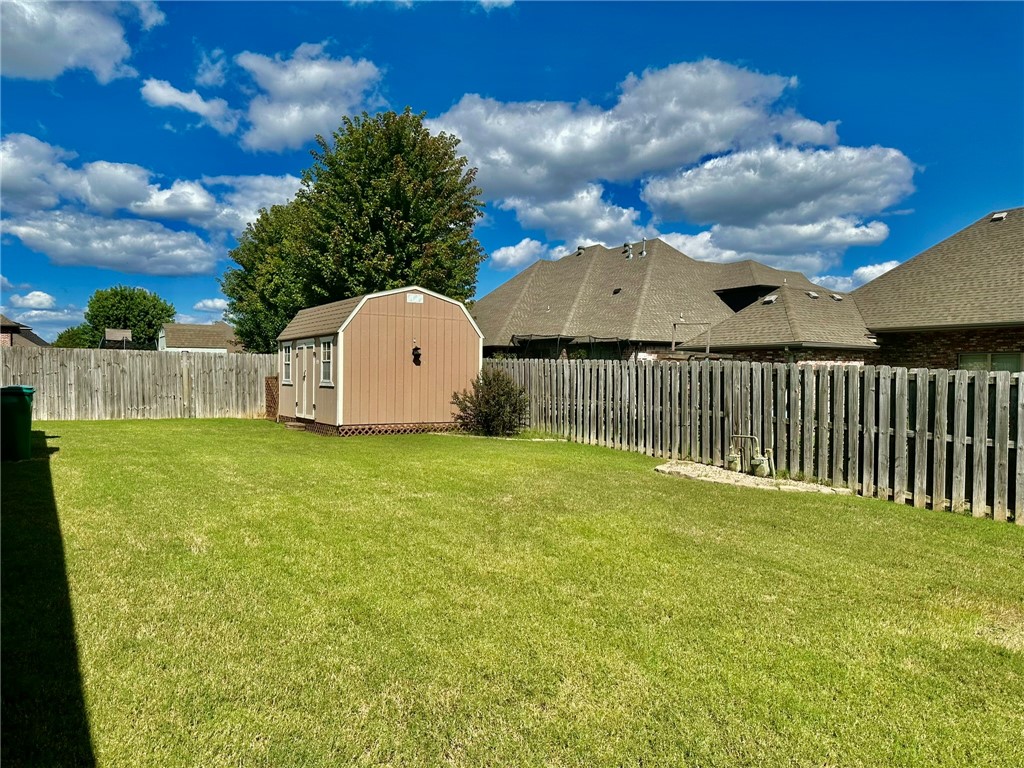 Biltmore Sub Rogers - Residential Lease