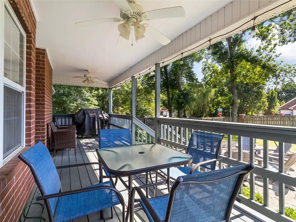 Maidstone Sub Bentonville - Residential Lease