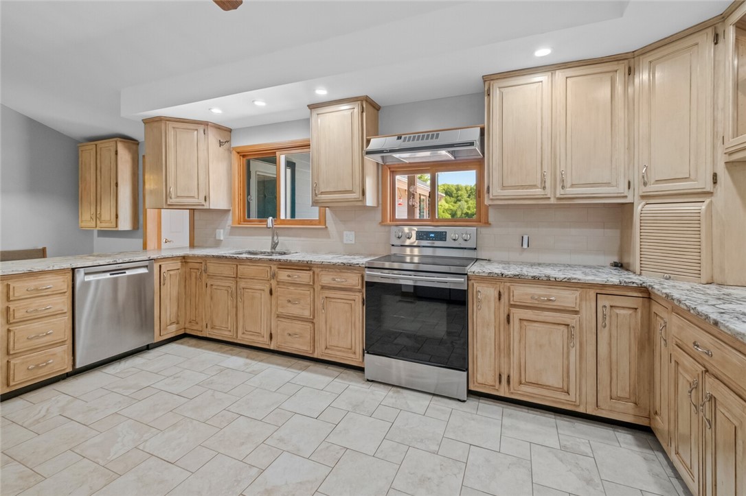 Vans Lakeside Acres Rurban - Residential