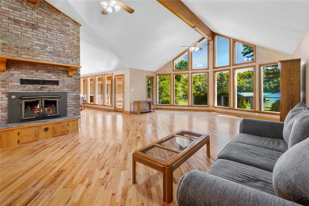 Vans Lakeside Acres Rurban - Residential