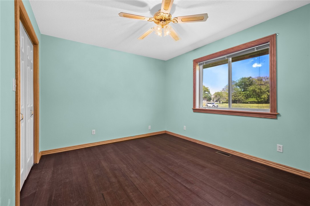 Vans Lakeside Acres Rurban - Residential