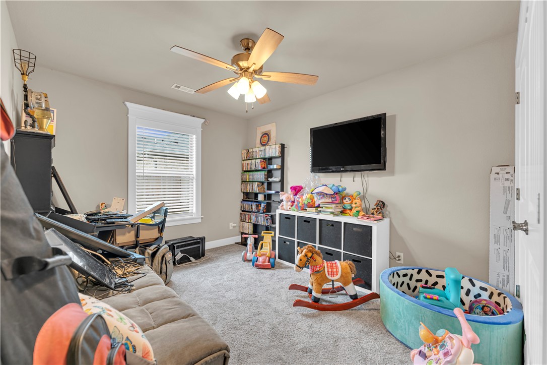 MOUNTAIN VIEW ESTATES S/D - Residential