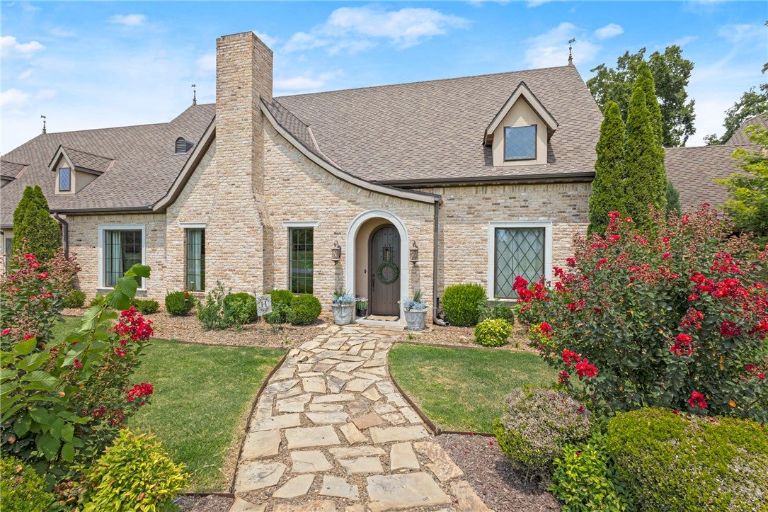 9515 Nomad Road