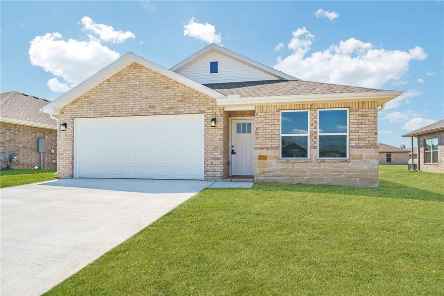 Choose between either a 4.99% fixed interest rate or get up to 15k in flex cash! *Terms and Conditions apply.
This 4 bedroom, 3 bathroom, 1550 square feet home is
ready to be filled with your family and friends! Natural
light streams into the living and kitchen area so you can
enjoy a spacious and airy family area with a dedicated
dining space. Available space is truly maximized in this
home with a large walk-in master closet, a dedicated
laundry space and linen closet, and a covered backyard
patio so you and your family have room to breathe and
grow. Taxes subject to change based on new construction.