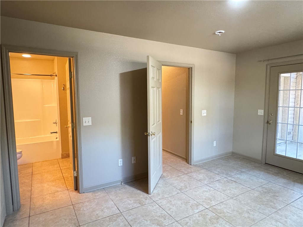 Valencia Courts #1 of Hot Springs Villa - Residential