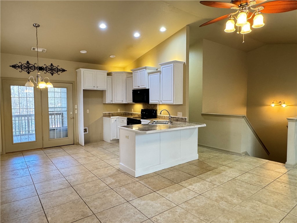 Valencia Courts #1 of Hot Springs Villa - Residential