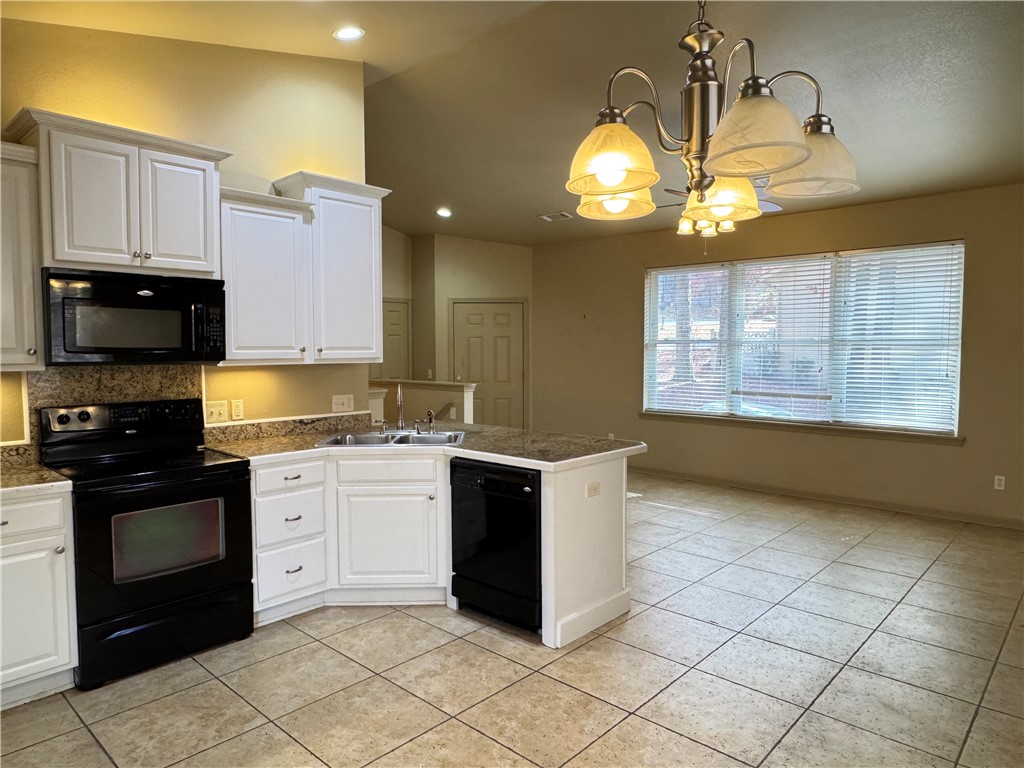 Valencia Courts #1 of Hot Springs Villa - Residential