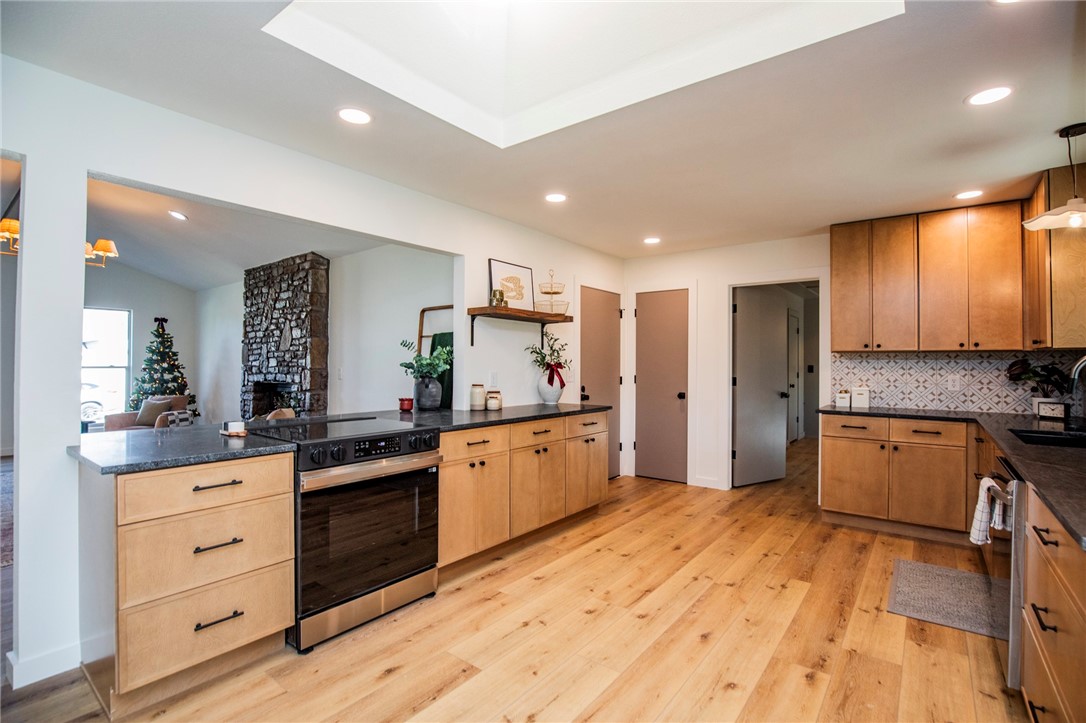 East Oaks Ph Ii - Residential