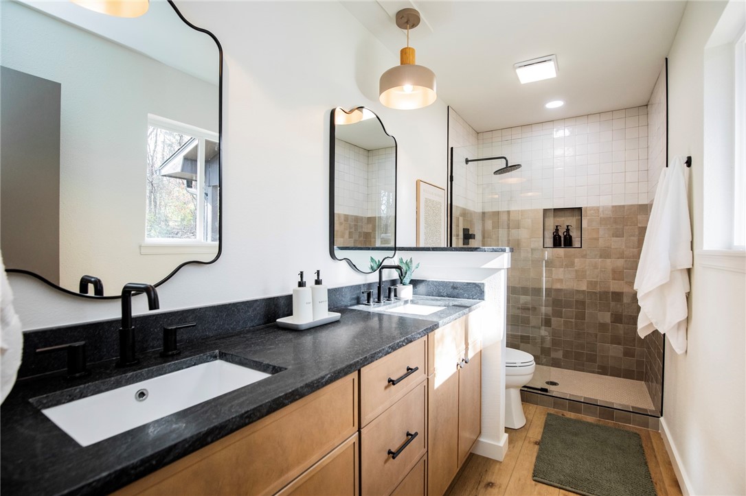 East Oaks Ph Ii - Residential