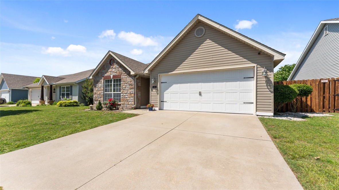 Walnut Crossing Sub - Residential Lease