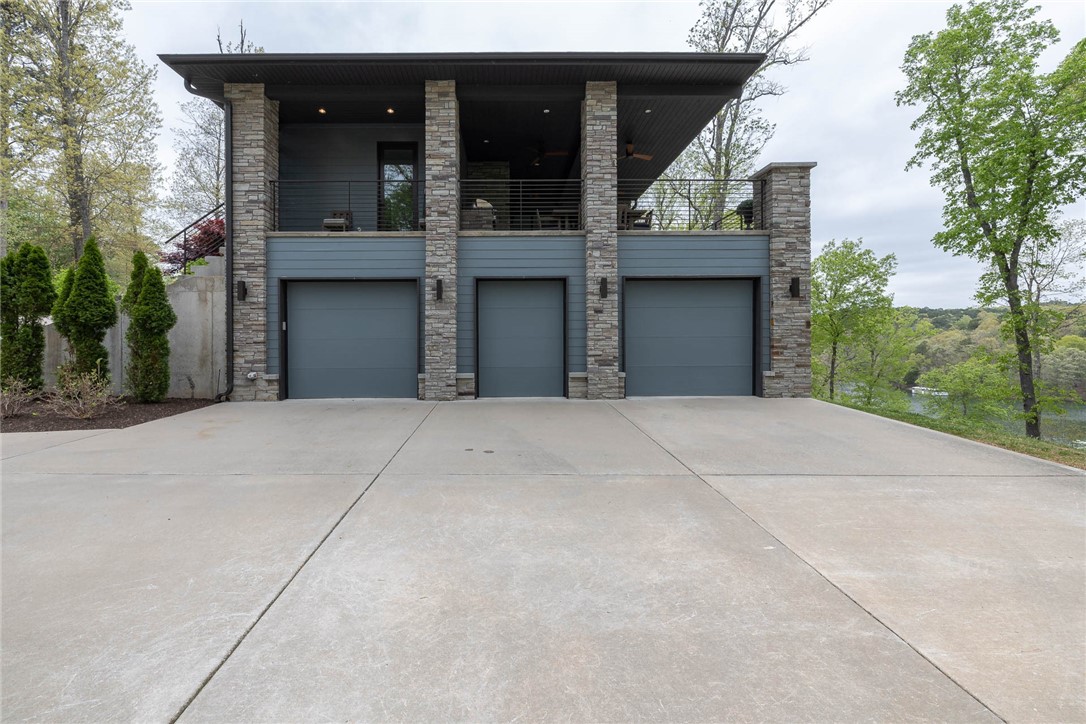 Esculapia Estates - Residential