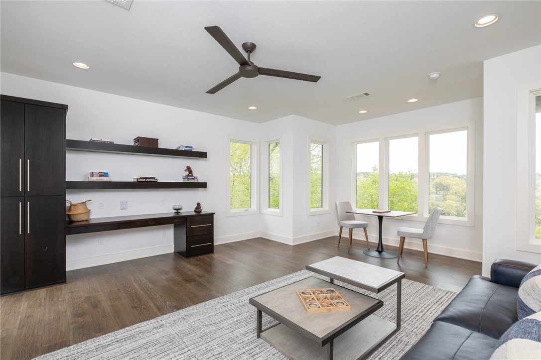 Esculapia Estates - Residential