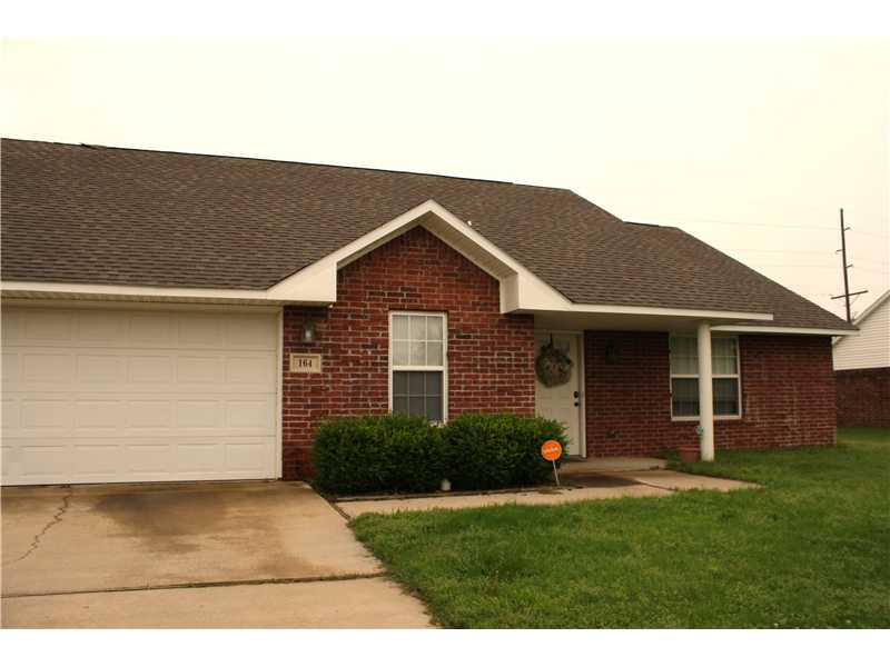 LOVELY 3 BEDROOM, 2 BATH SINGLE FAMILY HOME IN BETHEL HEIGHTS AREA. EAT-IN KITCHEN, GAS FIREPLACE, VAULTED LIVING RM CEILING. BUILT-IN CABINETS, WALK-IN CLOSETS, FENCED YARD, 2 CAR GARAGE. SECURITY ALARM SYSTEM. MOVE-IN READY TODAY!