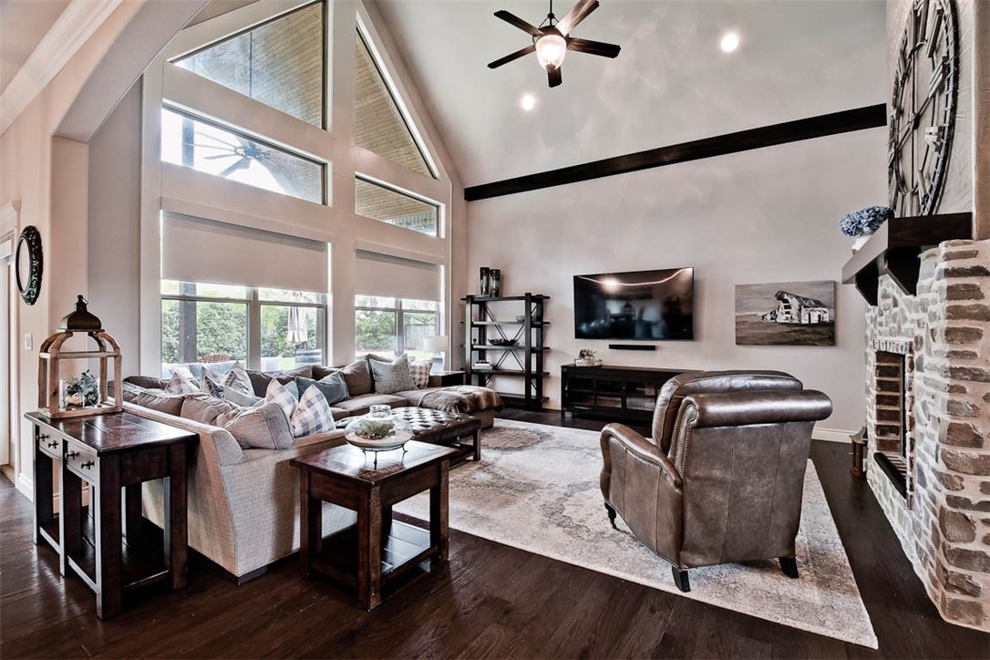 Oak Tree Centerton - Residential