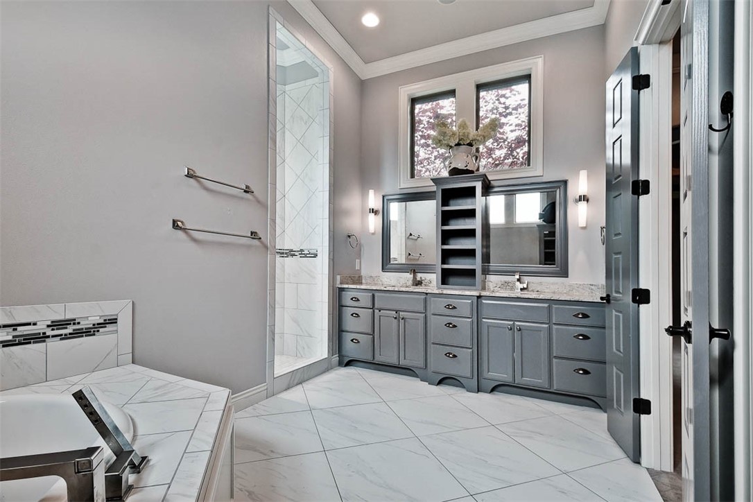 Oak Tree Centerton - Residential