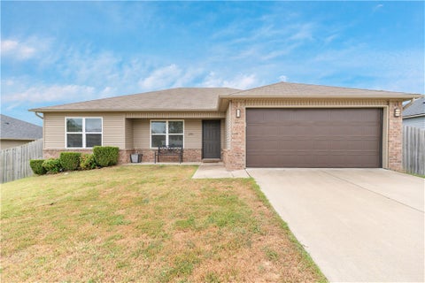Photo of 2545 Wyandotte Avenue, Springdale, AR 72764 (MLS # 1359973)