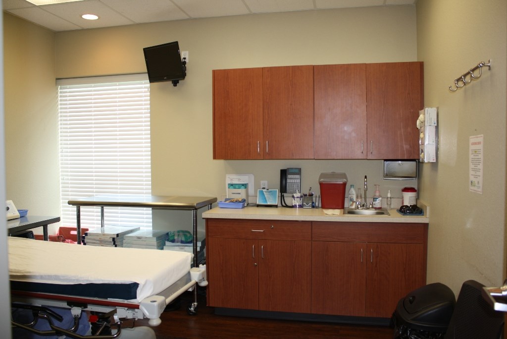 Pinnacle Pointe Ph 2 Rogers - Commercial Sale