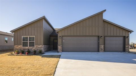 Photo of 2629 N Justin Drive, Fayetteville, AR 72704 (MLS # 1348499)