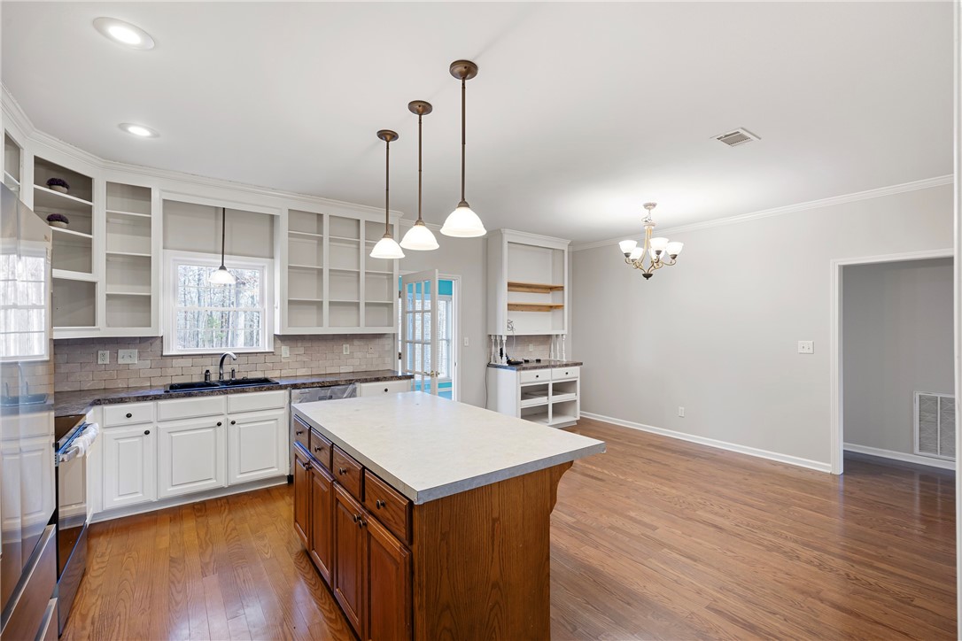 3N-15-04 - Residential