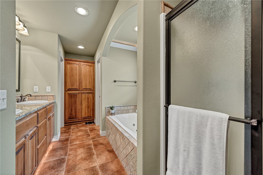 Riverwalk Farm Estate Ph Iii Bentonville - Residential