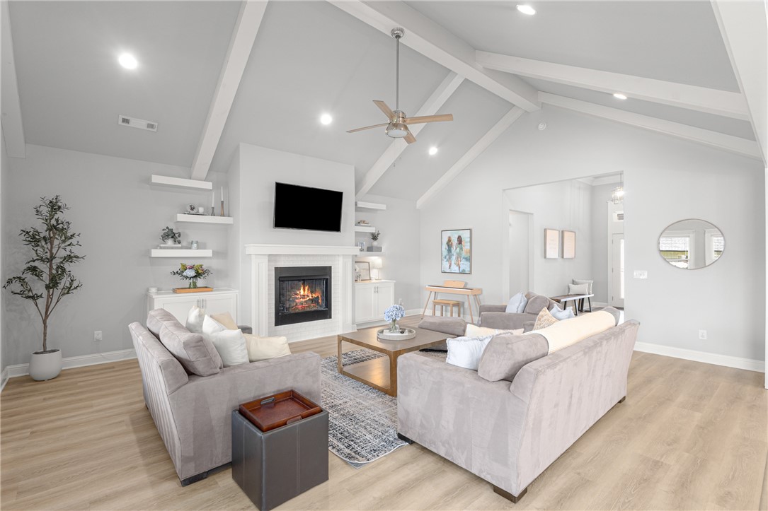 Creekside Sub Ph 2 Centerton - Residential