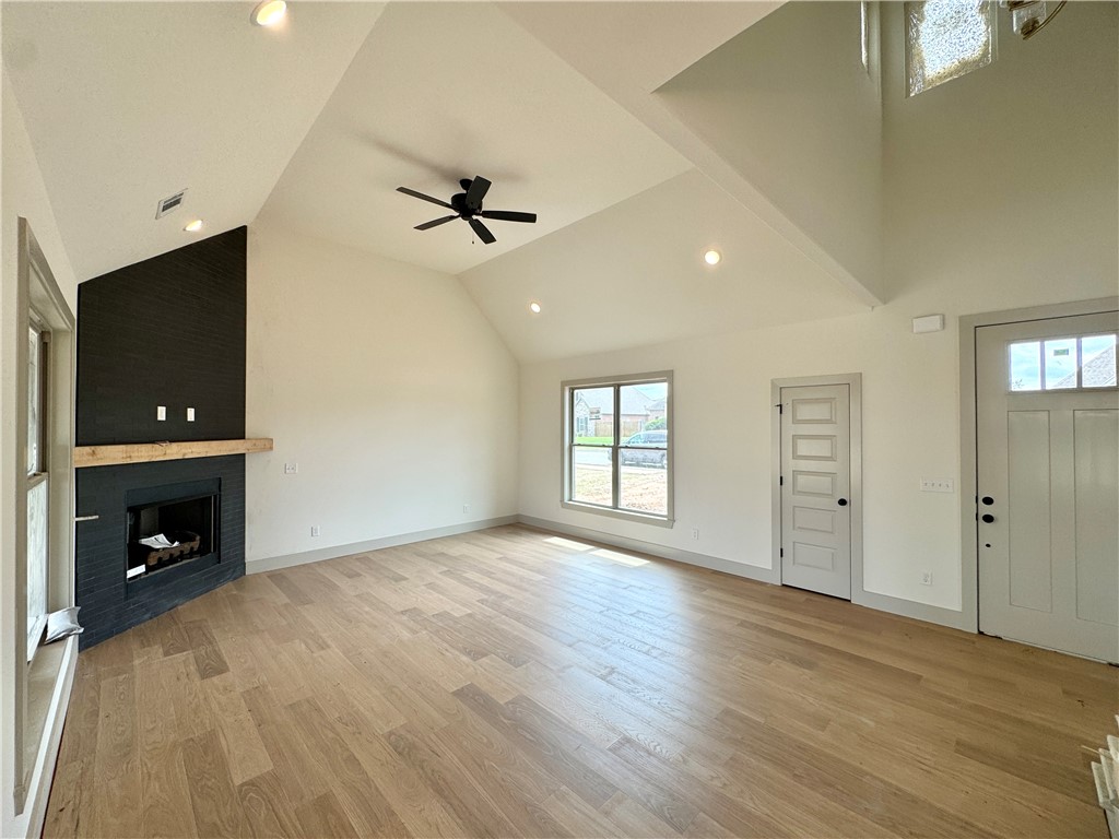 Lexington Sub Rogers - Residential