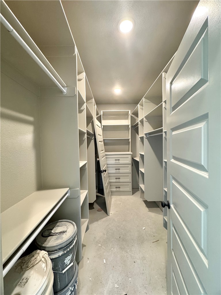 Lexington Sub Rogers - Residential