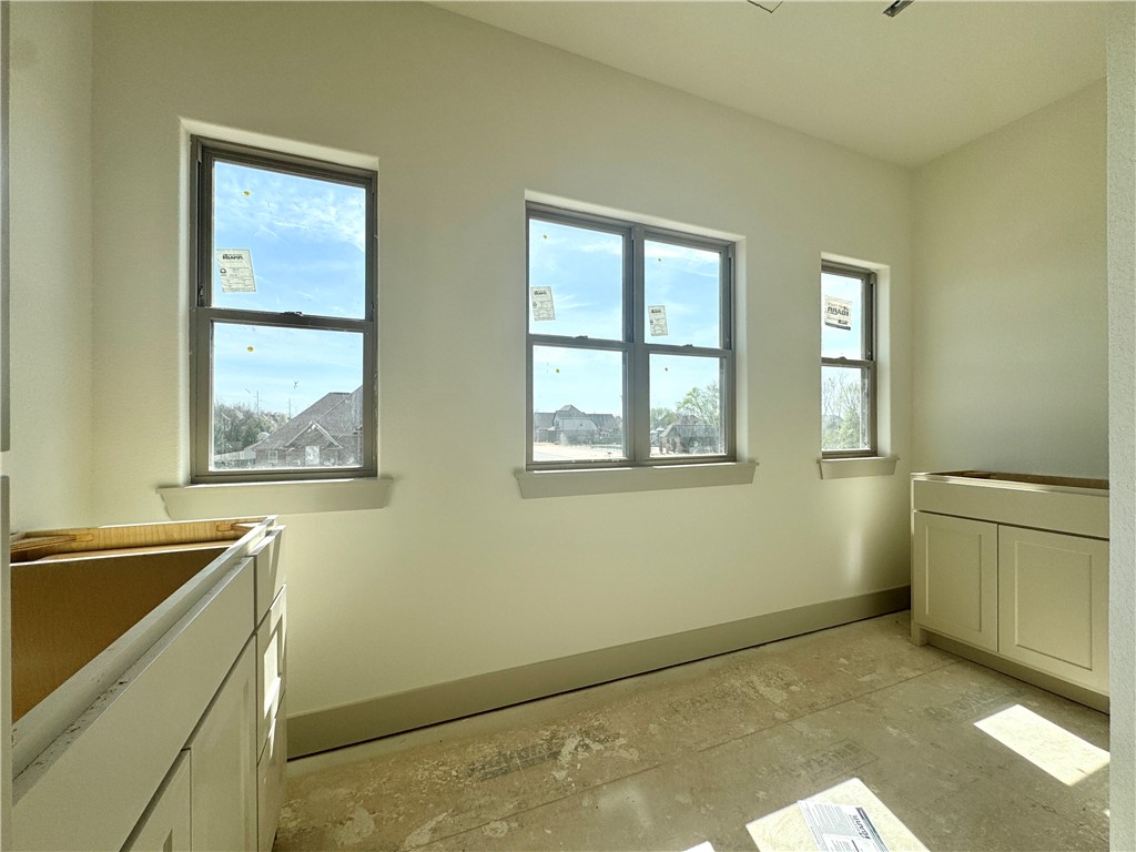 Lexington Sub Rogers - Residential