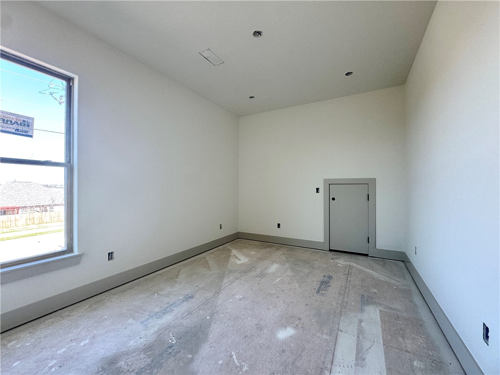 Lexington Sub Rogers - Residential