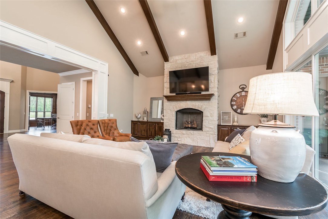 Oak Tree Centerton - Residential