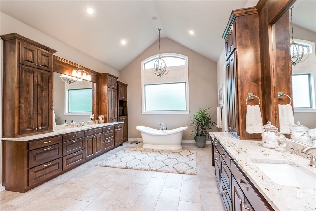 Oak Tree Centerton - Residential