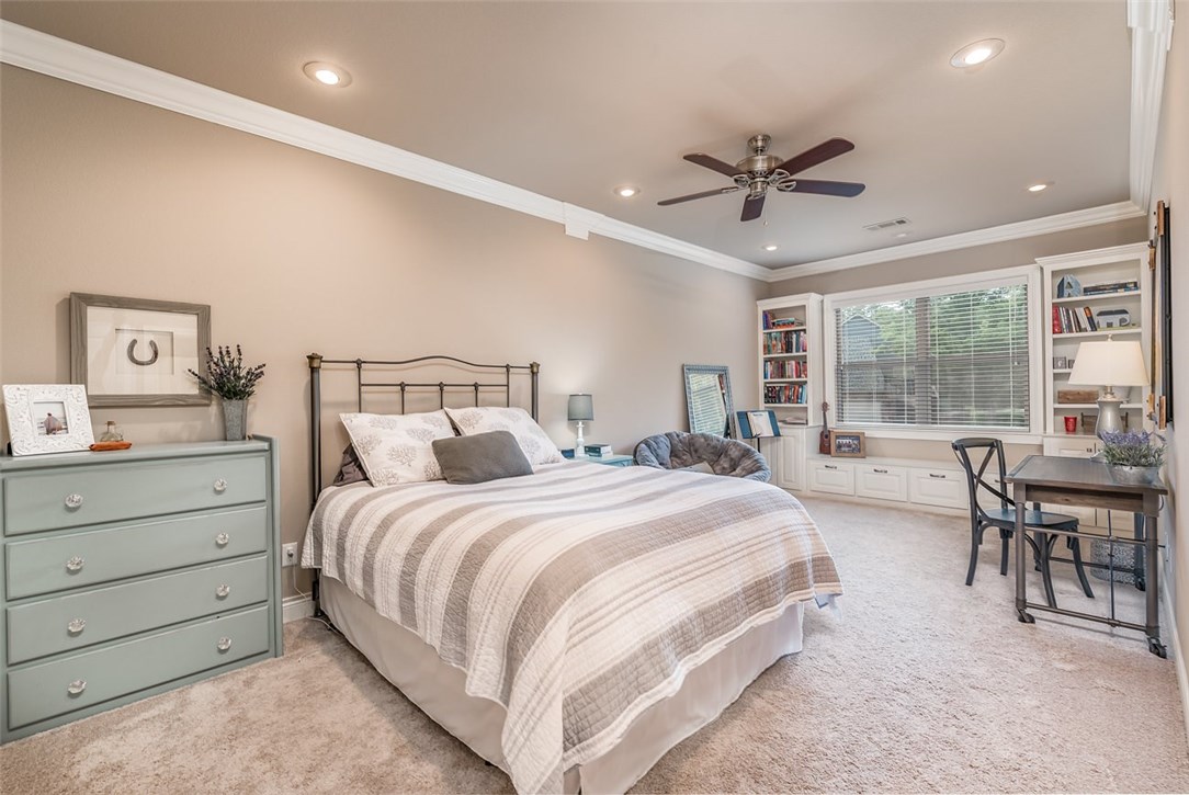 Oak Tree Centerton - Residential