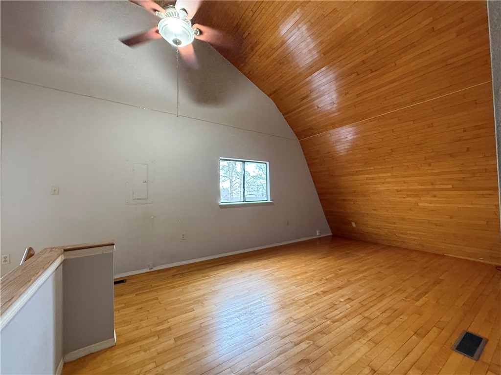 - - Residential Lease