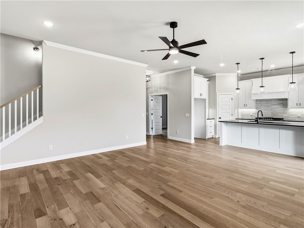 Hillcrest - Residential