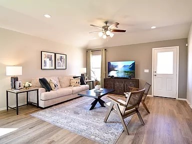 MISSION HILLS SUB PH 1-SILOAM SPRINGS - Residential