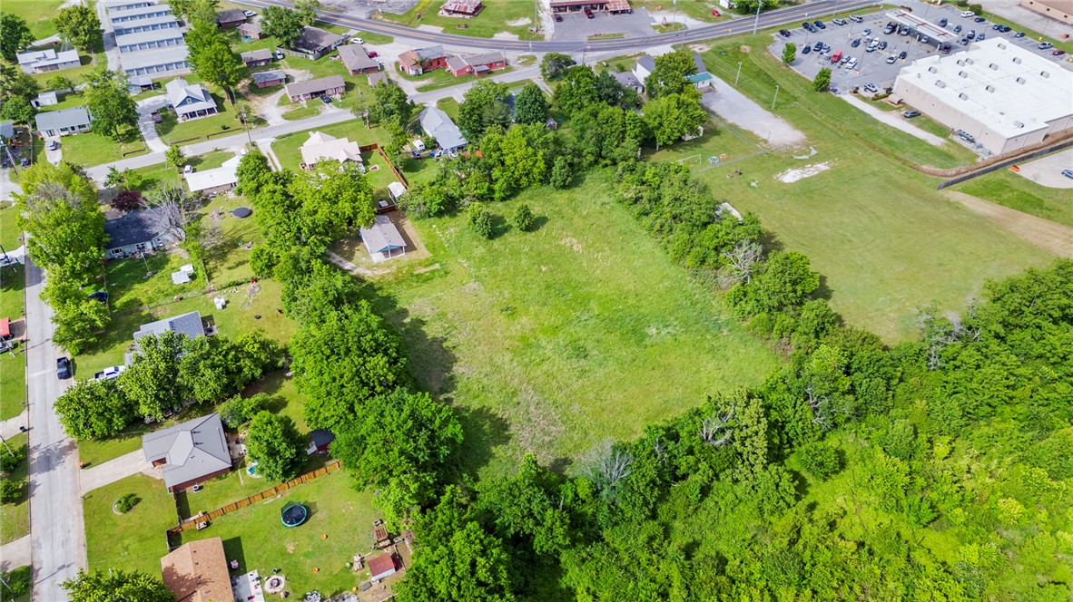Lincoln Outlots - Residential