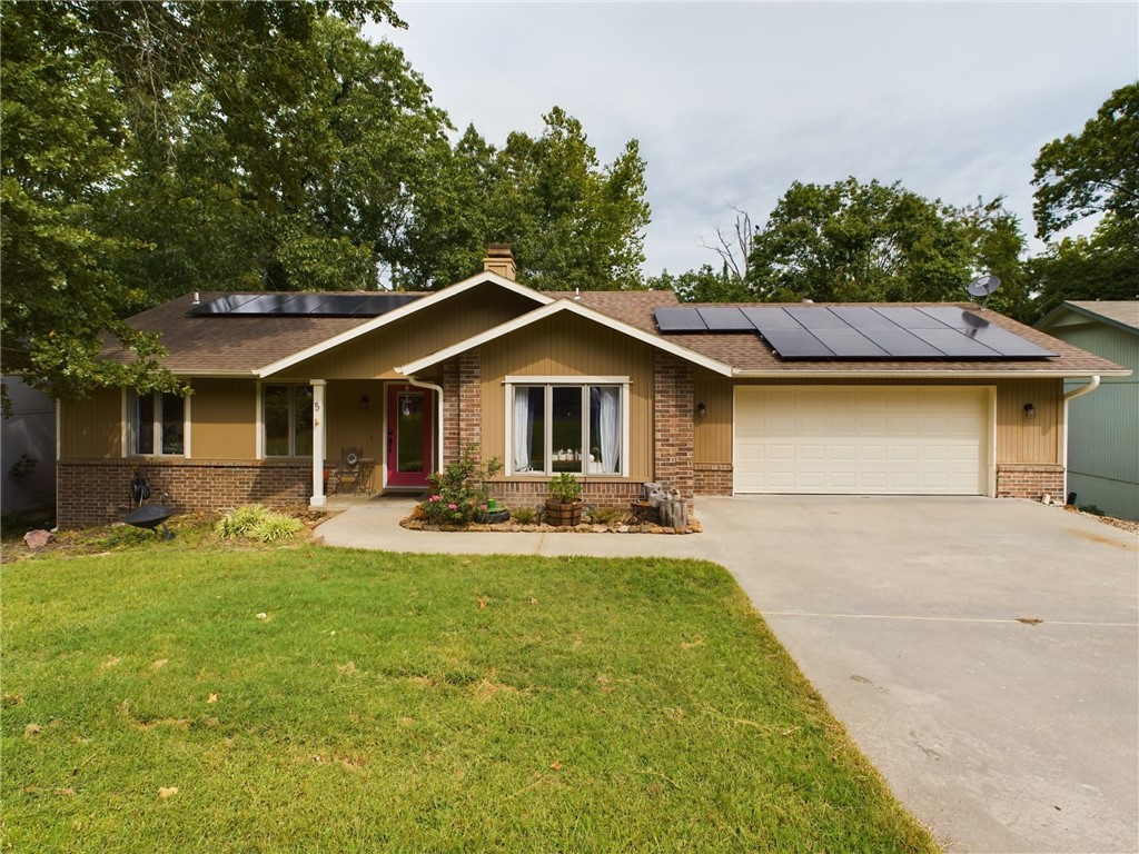 Welcome to your home! This charming 1384 SqFt residence offers a host of exceptional features, including fully paid-off solar panels and the added convenience of a washer and dryer. Situated in close proximity to the renowned bike trails Tunnel Vision and Sugar BRG, and a mere 3-minute drive from the scenic Lake Windsor, this home enjoys a prime location for outdoor enthusiasts.
Your year-round comfort is guaranteed with a brand new, energy-efficient 2500SqFt heating and cooling pump. This home boasts 2 full baths, a recently installed 50-gallon water heater, and an expertly rebuilt deck just 2 years ago, showcasing thoughtful upgrades throughout. Revel in modern amenities such as a new microwave and stove, a beautifully redone fireplace, and a recently replaced garage door. Adding the perfect finishing touch are all-new ceiling fans throughout the house.
Don't let this opportunity slip away! Make this house your forever home and embrace the ideal blend of comfort, convenience, and natural beauty.