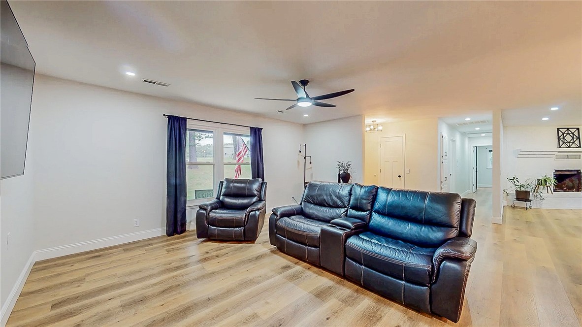 Tontitown Outlots - Residential