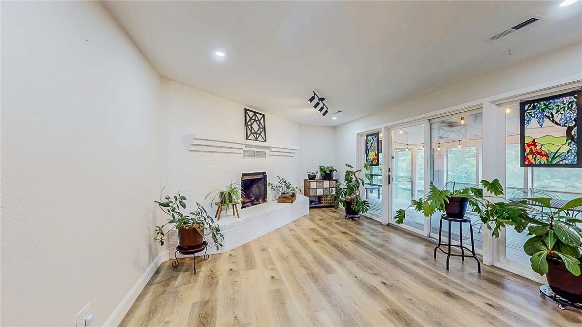 Tontitown Outlots - Residential