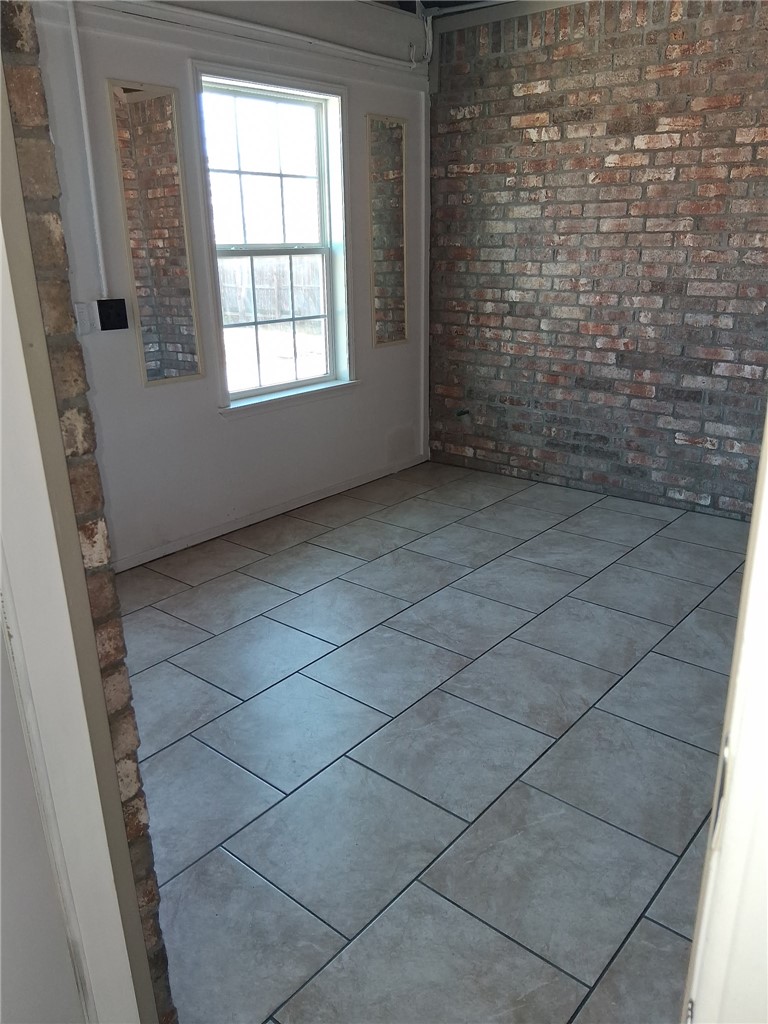 Mountain Ranch S/D Phase 1 - Residential Lease