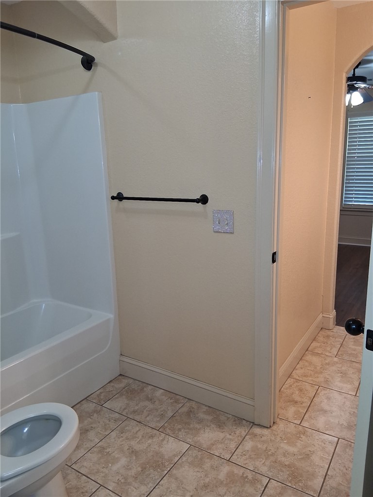 Mountain Ranch S/D Phase 1 - Residential Lease