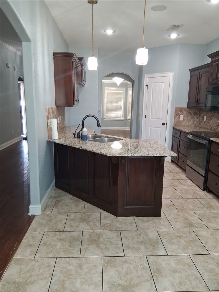 Mountain Ranch S/D Phase 1 - Residential Lease