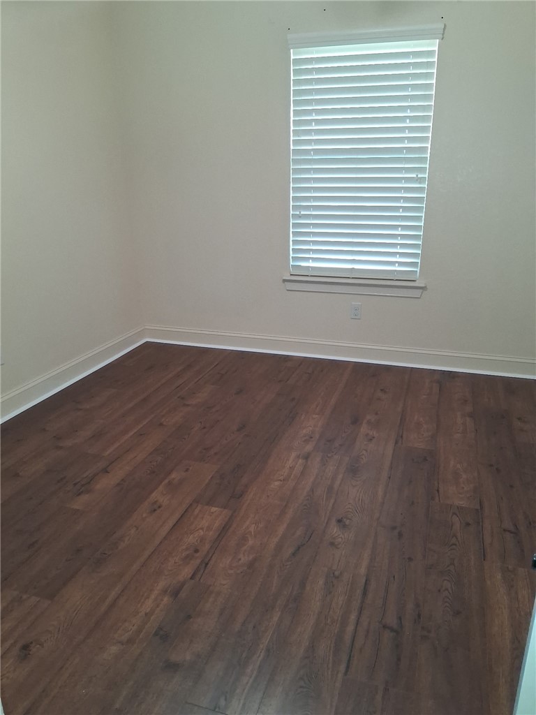 Mountain Ranch S/D Phase 1 - Residential Lease