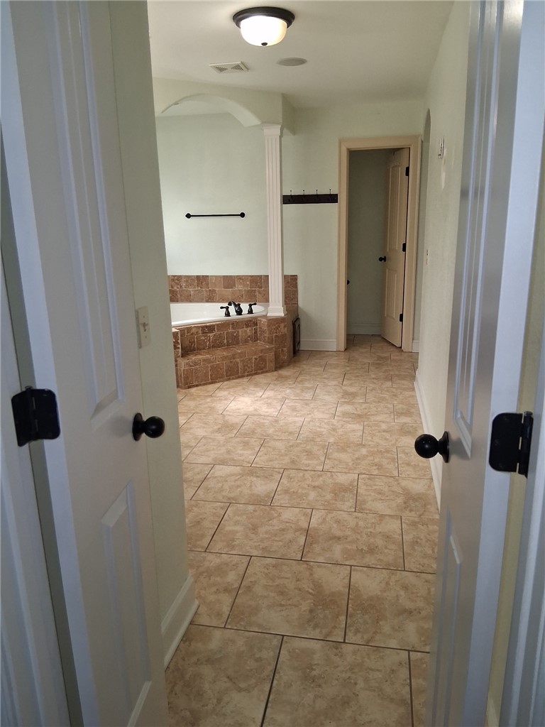 Mountain Ranch S/D Phase 1 - Residential Lease