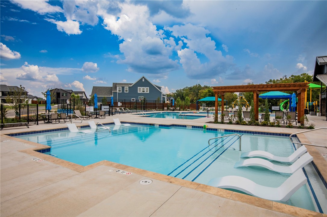 Aurora Sub Ph 2 Bentonville - Residential